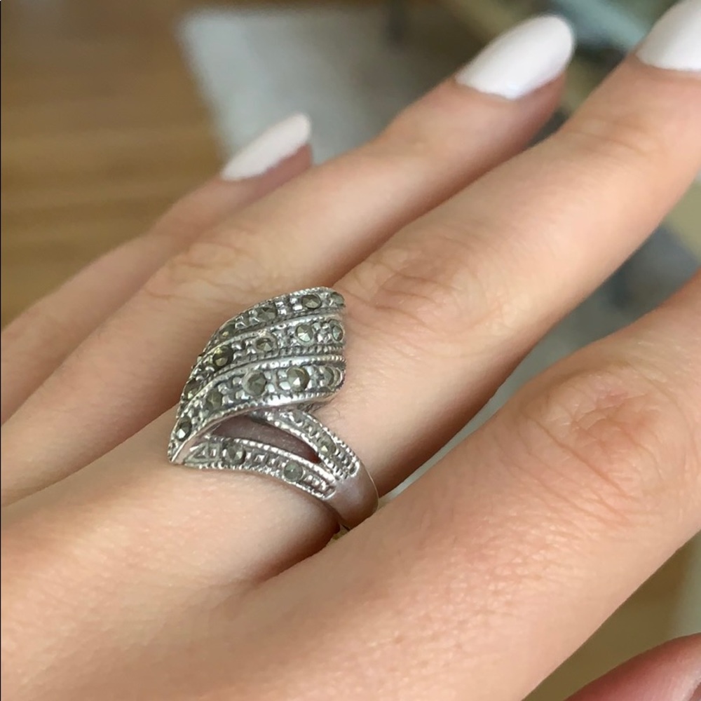 Vintage style sterling silver cocktail ring